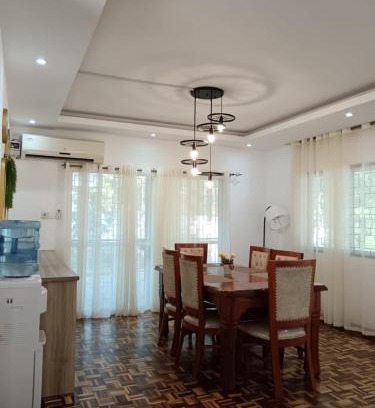 Nyali Casa | BEACH FRONT 3 Bedroom Bungalow