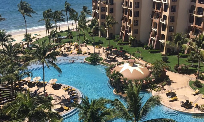 Flamingos Condominio | Villa La Estancia, Villa 1402, Frente al Mar, Nuevo Vallarta,