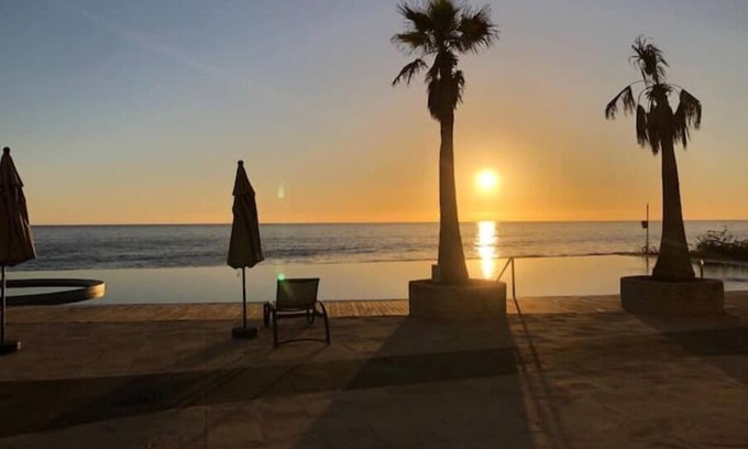 Zona Dorada Condominio | Beach Front Condo Magnificent View Cerritos Mazatl