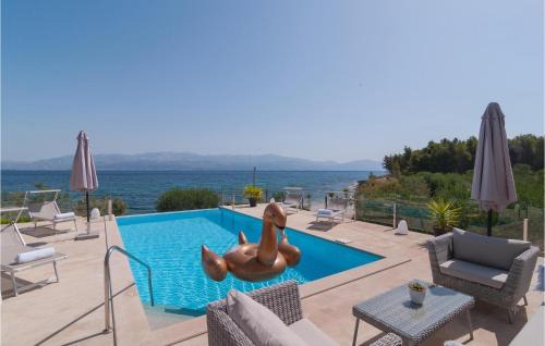 Sutivan Casa | Beach Front Home In Sutivan