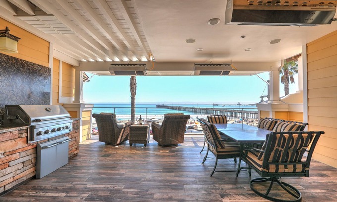 Avila Beach Condominio | Lujoso condominio FRENTE AL MAR en Avila Beach