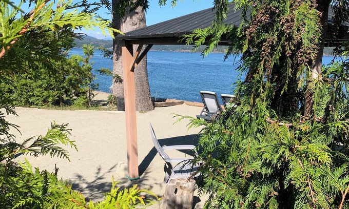 Campbell River Apartamento | Beach Front Luxury Private Hot Tub Sandy Beach