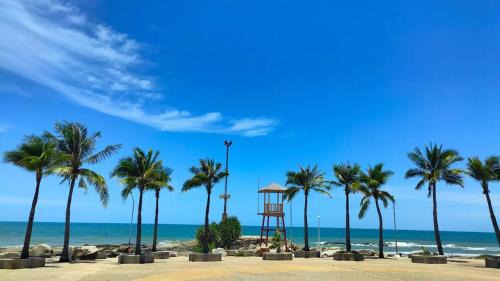 Rayong Apartamento | BEACH FRONT modern room + Free hi speed Wi-Fi