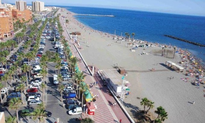 El Toyo Apartamento | Triplex Adosado Frente a la Playa - Ideal para familia con niños