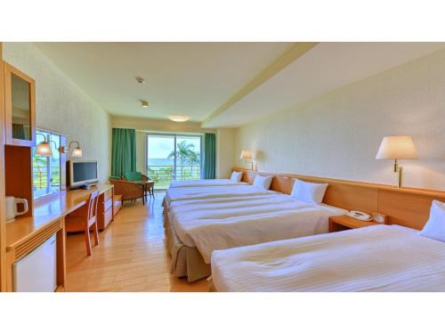 Taketomi-jima Taketomi-cho Hotel | Beach Hotel Sunshine Ishigakijima - Vacation STAY 95042v