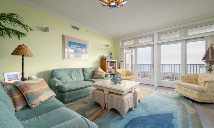 North Ocean City Condominio | Beach House 101 is a beautiful, first floor Oceanfront condo located on 142nd st