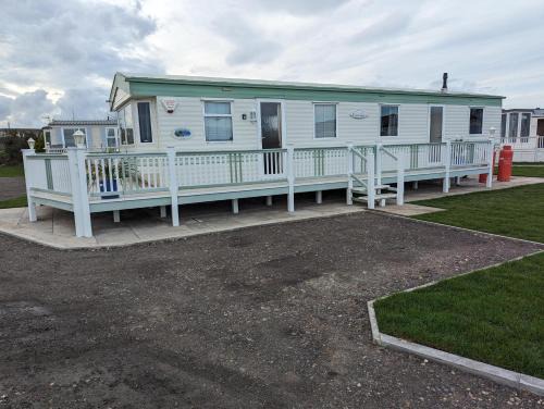Anderby Creek Casa | Beach House - Dog Friendly Anderby Creek