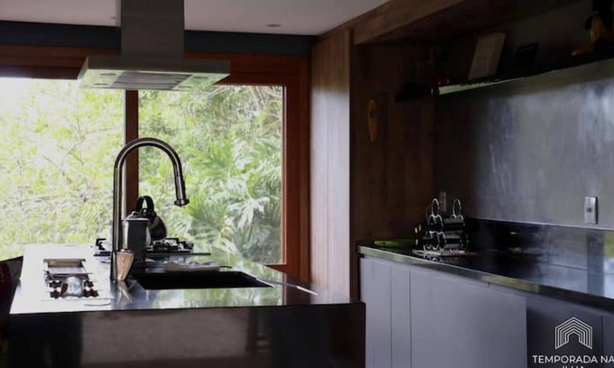 Praia do Rosa Casa | Beach house in Rosa - Ibiraquera Lagoon view