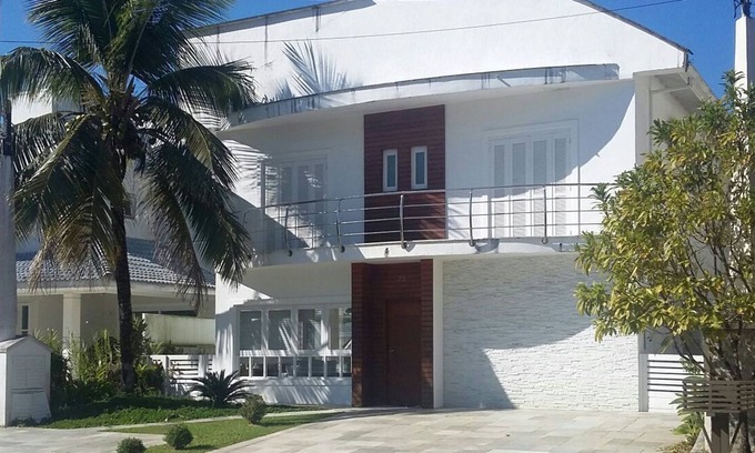 Vista Linda Casa | Beach house in the high-end condominium Hanga Roa