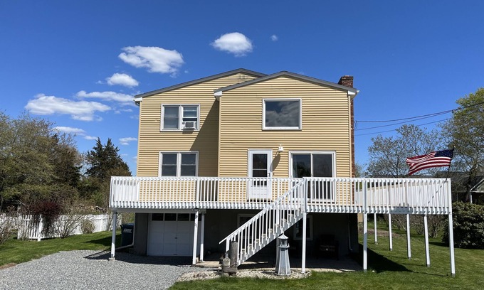 Weekapaug Casa | Beach House - Minutes to Relaxing Ocean!