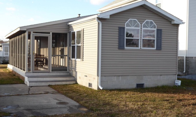 Selbyville Casa | Beach House en Canal en Fenwick Island, DE minutos de la playa y Ocean City, MD