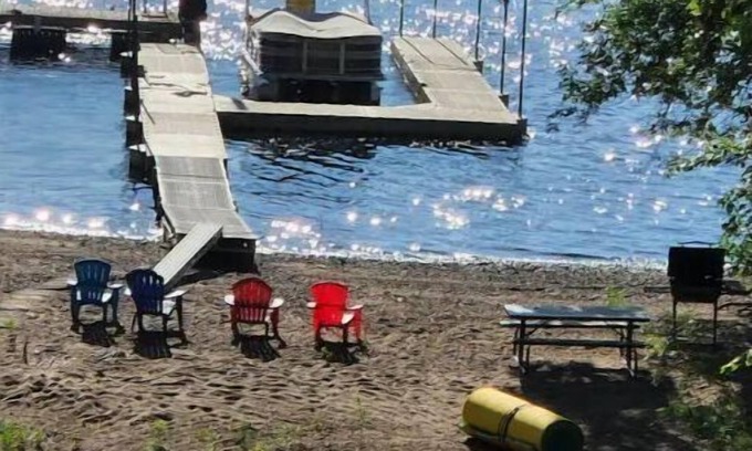 Lakeland Casa | Beach House on the St Croix river