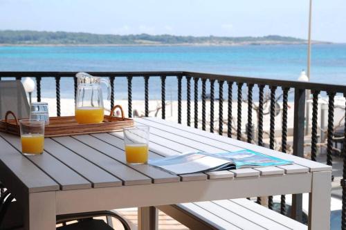 S'Illot-Cala Morlanda Apartamento | Beach house S'Illot