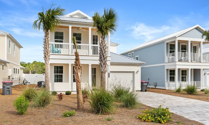 Panama City Beach Casa | Beach House - Sugary Sands by PHG