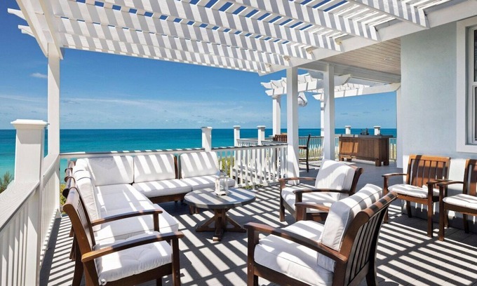 James Cistern Casa | Beach House w/Sunset View, Pool, Gym, Pickleball