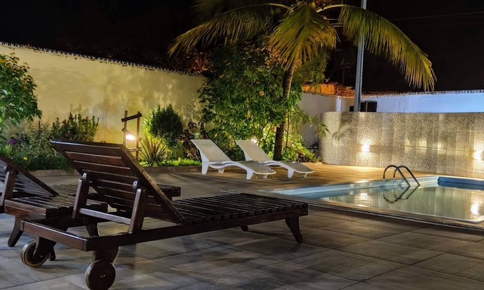 Conde Casa | Casa de playa con piscina, barbacoa, redes y área de ocio de 1350m2