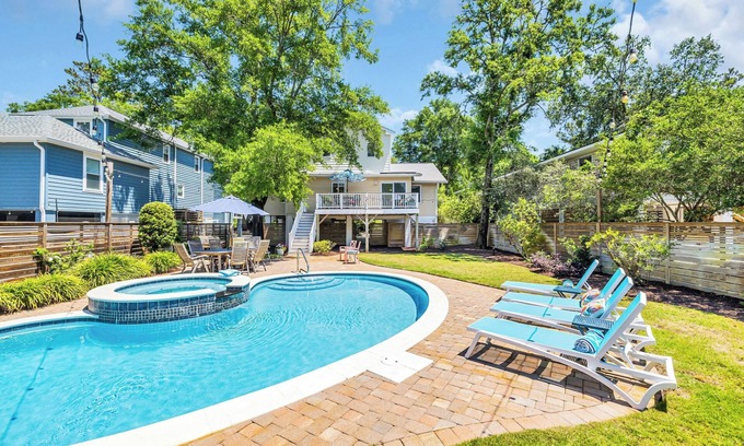 North Litchfield Beach Casa | Montón descalzo: 5 dormitorios / 4 baños en la isla de Pawleys, capacidad para 10