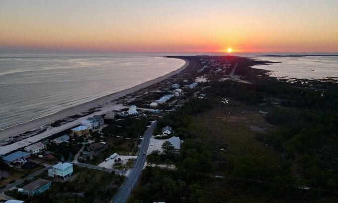 Port St. Joe Casa | Beach Life RV ... Come relax and play on the beaches of south Cape San Blas!