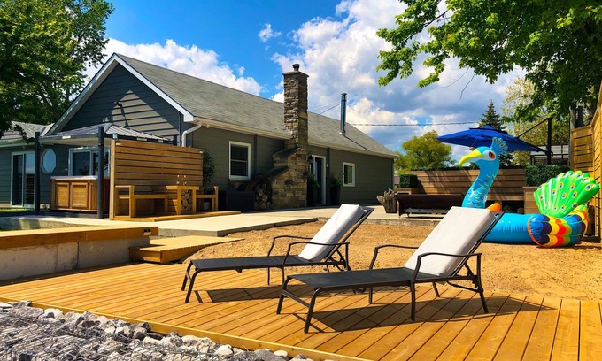 Long Point Cabaña | Cottage "Beach Lodge"