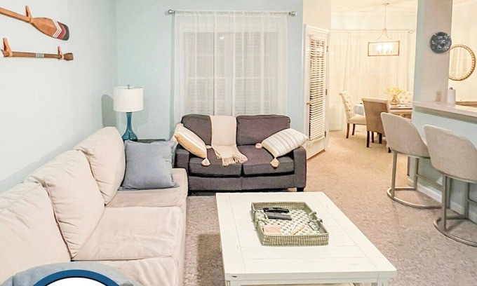 Rehoboth Beach Condominio | Beach Perfect Getaway: 2-Bedroom Apartment