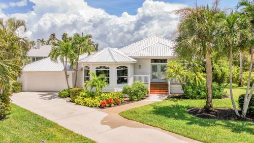 East Rocks Casa | Beach Please