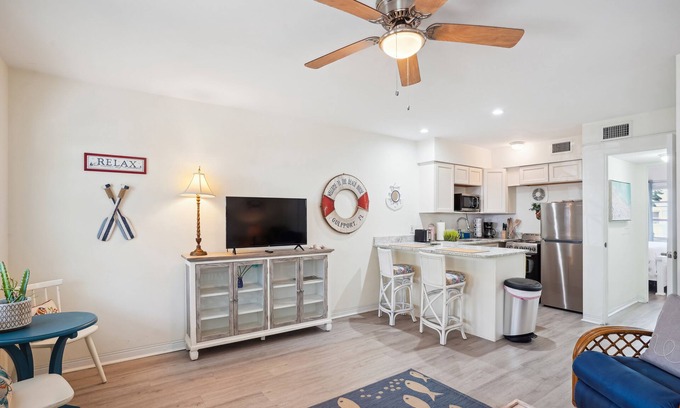 Gulfport Casa | Beach Quarters - ALL