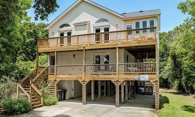 Southern Shores Casa | Beach Rabbit | 1200 ft to the beach | Private Pool and Hot Tub