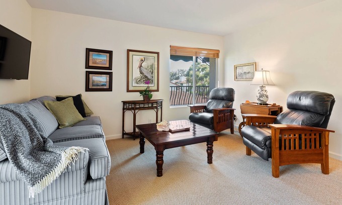 East Beach Condominio | Beach Side in Santa Barbara