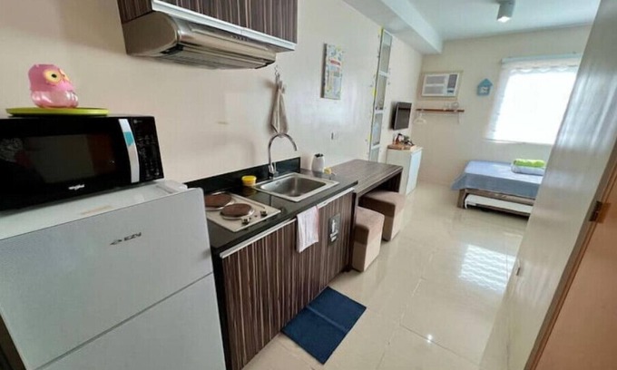 Guadalupe Condominio | Beach studio near SM / Ayala + 50mbps net