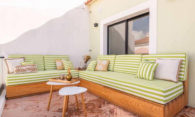 Armacao de Pera Casa | Beach Townhouse - Luxury, Wi-Fi, AC, 2min from the beach