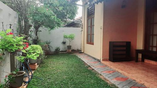 Kudapaduwa Apartamento | Beach Villa 224
