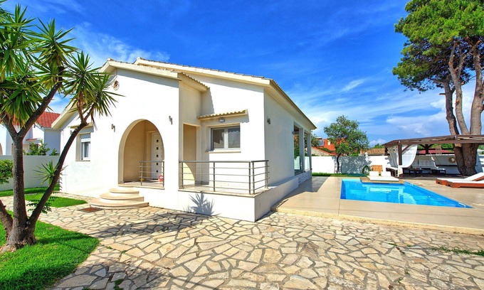 Acharavi Villa | Villa en Saoúli con 3 habitaciones, capacidad 5