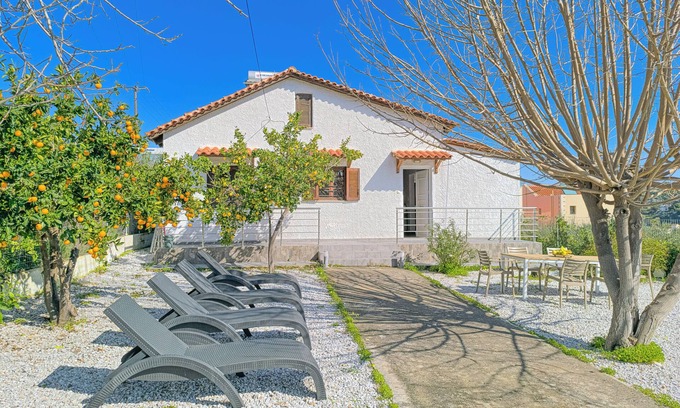 Almyrida Casa | Beach Walk Haven: Cozy Home 8 Minutes from Almyrida Beach