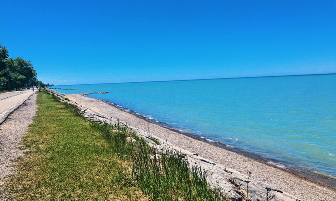 Sarnia Casa | BeachBum House: Bikes, Firepit & Paddleboards