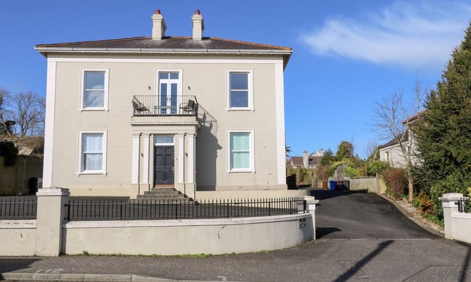 Ballycastle Cabaña | BEACHCOMBER, family friendly, country holiday cottage in Ballycastle