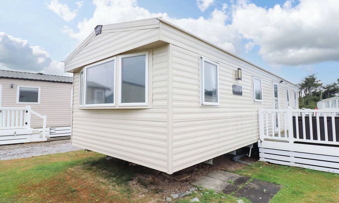 Talybont Cabaña | BEACHCOMBERS BARMOUTH BAY HOLIDAY PARK in Dyffryn Ardudwy