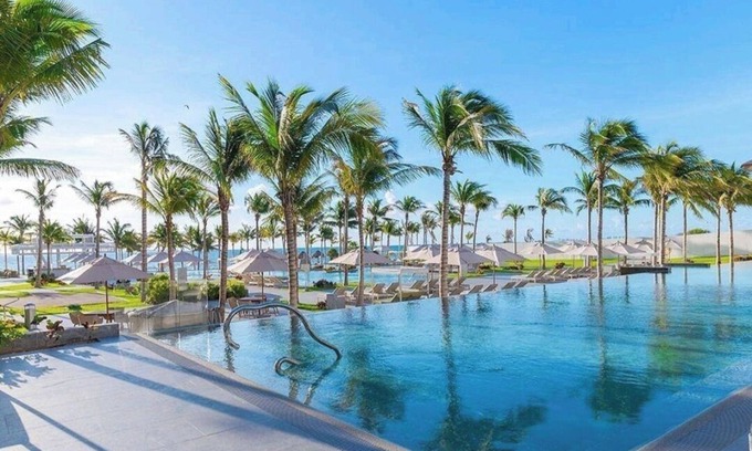 Playa Mujeres Hotel | Beachfront 1 Bedroom unit Cancun