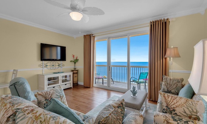 Bahama Beach Condominio | Beachfront 1007 West! Enjoy Free Beach Service and Activities!