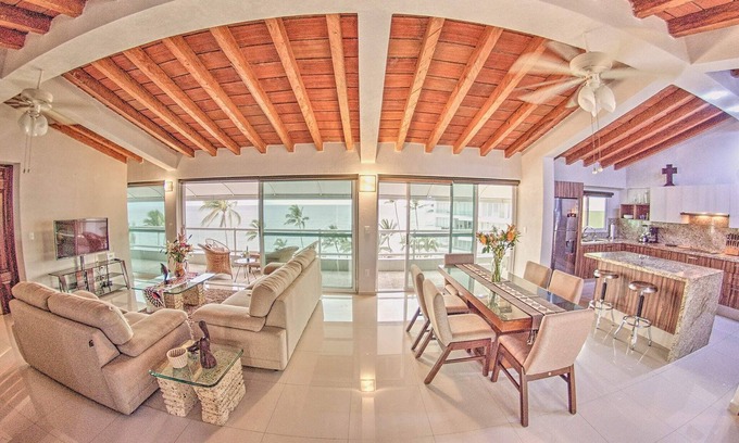 Bucerias Condominio | Beachfront 2BR Penthouse w/ Ocean Views & Pool