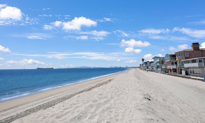 Harbor Casa | Beachfront 3-bedroom home centrally located on the Long Beach peninsula