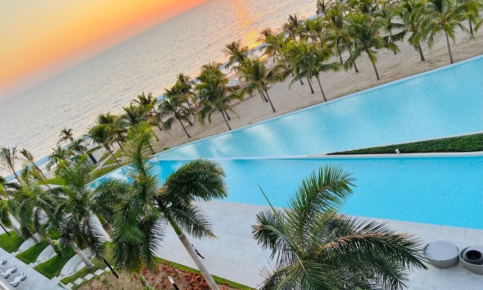 Flamingos Apartamento | Beachfront 3BR-BA SunsetParadise