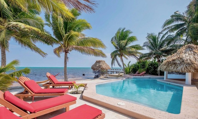 Boca Ciega Casa | 🌴 Casa frente a la playa 4BR / 2BA con piscina privada, aire acondicionado en todas las habitaciones 😎