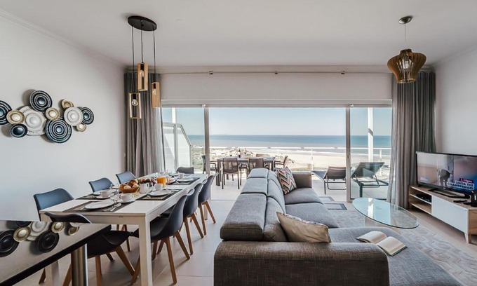Obidos Apartamento | Beachfront Atlantic Sunset A07