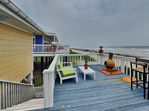 Bermuda Beach Casa | Beachfront Bliss Bermuda