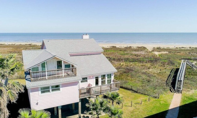 Pointe San Luis Casa | Beachfront Bliss: Steps to beach/Views, sleeps 14