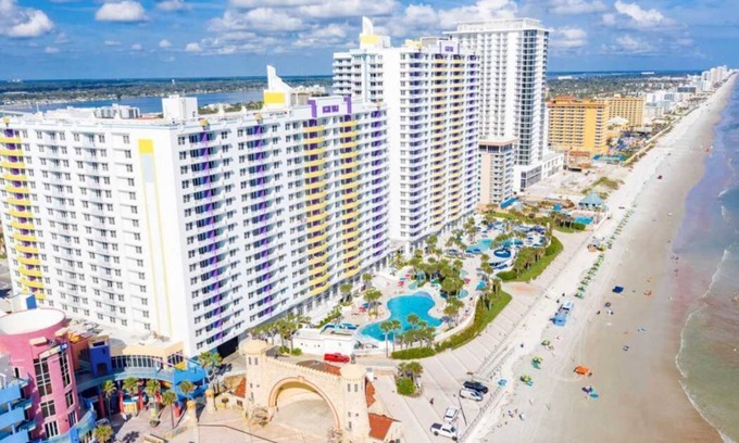 Daytona Beach Apartamento | Beachfront Bliss at Ocean Walk Resort!