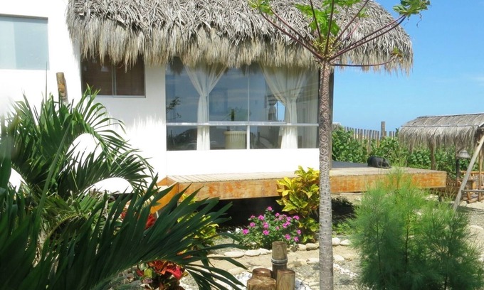 Mancora Casa | Beachfront Bugalow "Gabriel" in Mancora