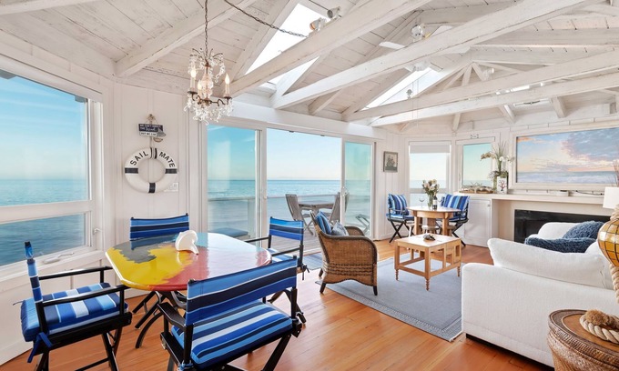 Montecito Casa | Beachfront Bungalow on Miramar Beach