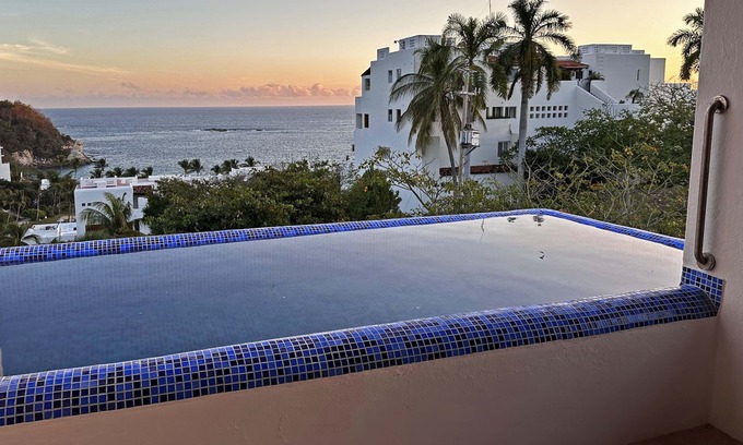 Santa Maria Huatulco Condominio | Beachfront condo with ocean view, private pool & resort amenities
