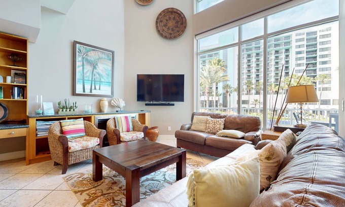 South Padre Island Condominio | Complejo frente al mar w / privado jacuzzi, piscina compartida, sala de fitness, sala de juegos!